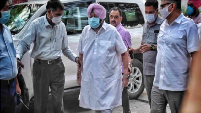 Punjab Politics: Amarinder hits back at Harish Rawat