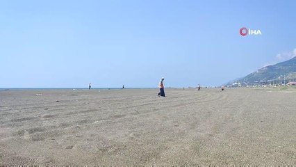 Petrol atıkları temizlik çalışmaları sürüyor