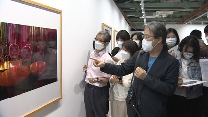 "영화감독 아닌 사진 하는 사람" 박찬욱 첫 개인전 / YTN