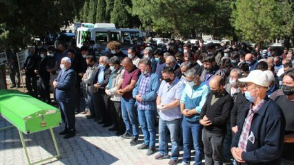 Çukura düşüp ölen üniversiteli Ali son yolculuğuna uğurlandı