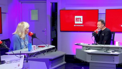 "C'est un rôle" : Amanda Lear joue un personnage à la télé