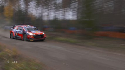 Descargar video: WRC - Rallye de Finlande 2021  - Vendredi 1/2