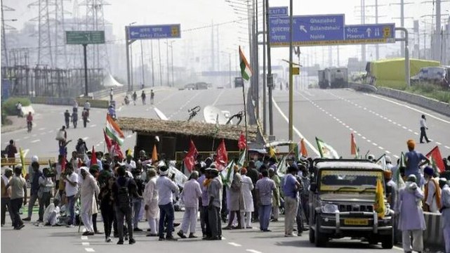 SC raps farmers for blocking highways: Will protesting farmers clear roads?