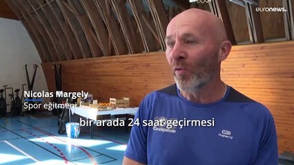 Fransa'daki hapishanede mahkumlar ve gardiyanlar birlikte kürek çekerek rekor kırmayı hedefliyor