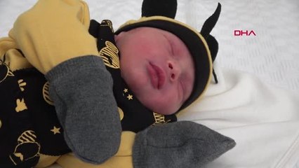 POLİS ESKORTU EŞLİĞİNDE DOĞUMA GİDEN ANNE: BEBEĞİME BİR ŞEY OLACAK DİYE ÇOK KORKTUM