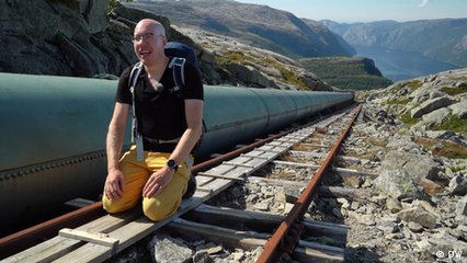 Axel al límite: 4444 peldaños