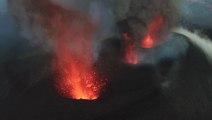 Volcano erupts for yet another day in the Canary Islands