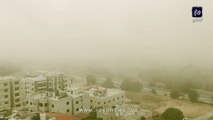 تشكل الضباب في منطقة مرج الحمام بالعاصمة عمان صباح السبت