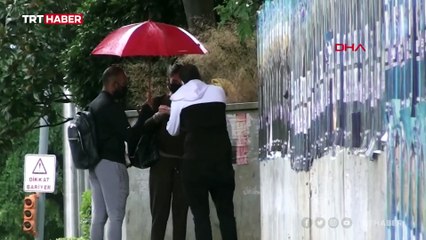 Turistleri hedef alan ayakkabı boyacıları yakalandı