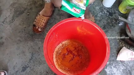 Street Food Chicken Steam Roast  Street food of Pakistan - National Foodies