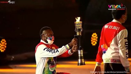 Main Bola di Pembukaan PON PAPUA 2021, Jokowi Ngos-Ngosan