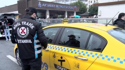FATİH'TE TAKSİCİLERE DENETİM; KURALLARA UYMAYANLARA CEZA YAĞDI