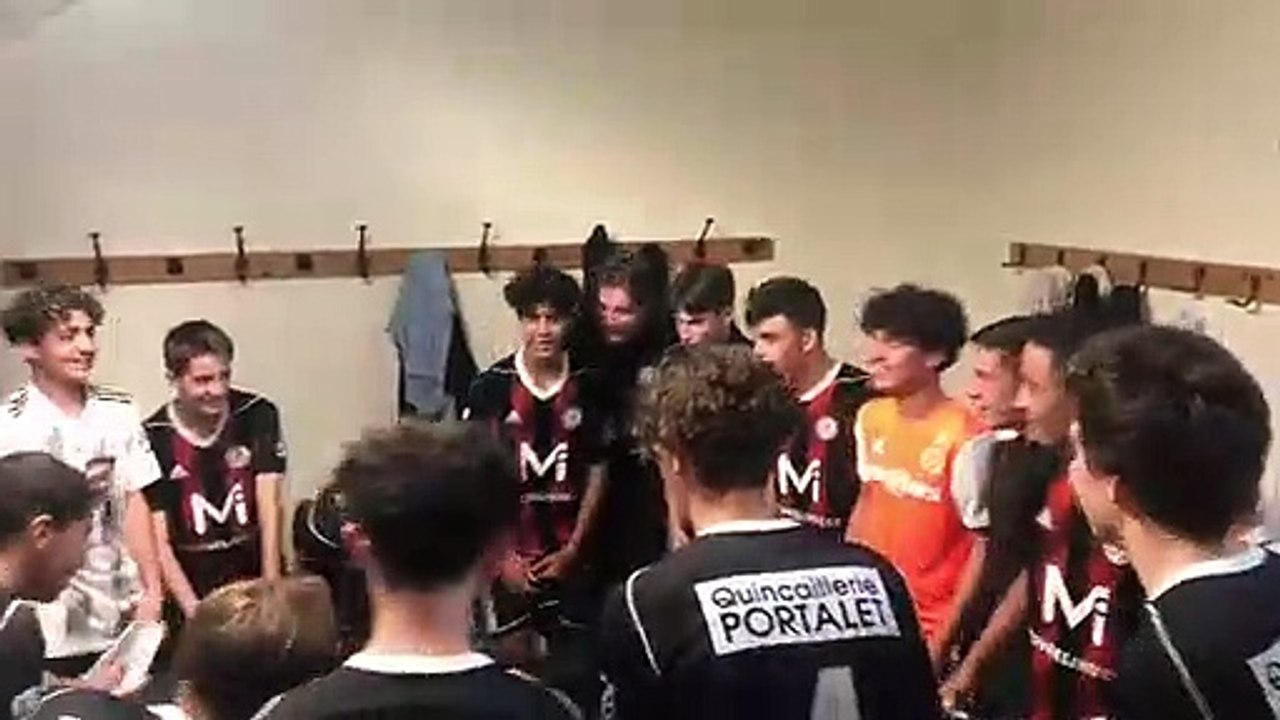 LA VICTOIRE EN CHANTANT POUR NOS U18 !