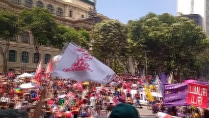 RİO DE JANEİRO - Brezilya'da binlerce gösterici Bolsonaro'nun azledilmesi talebiyle gösteri yaptı
