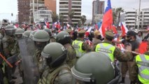 Chile registra marchas en contra y a favor de la migración en el país