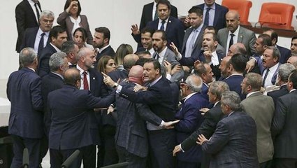 TBMM'de halının altına bakır bara sistemi yerleştirildi! Vekiller artık daha az kavga edecek