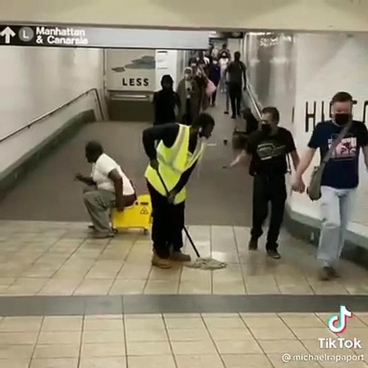 Bucket butt