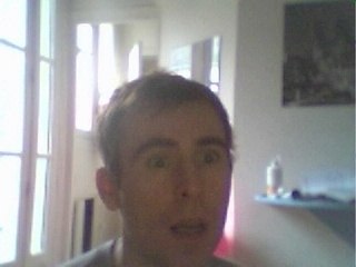 Wiwi massacre "Dis moi bébé"