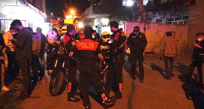 Çocukların kavgasına aileler de karıştı: 1 ölü, 5 yaralı