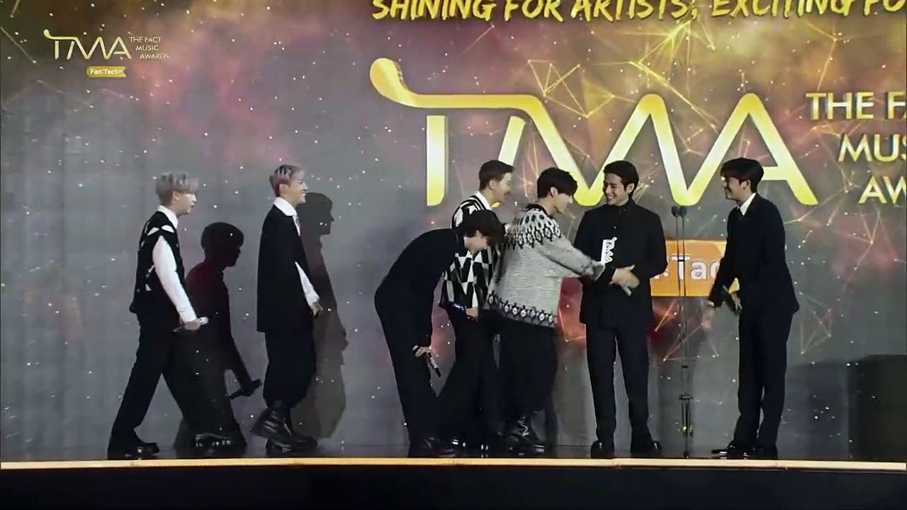 211002 TMA Artist of the Year (Bonsang)