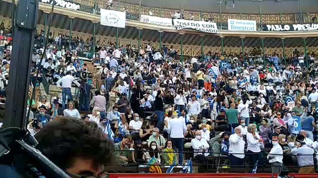 El PP vuelve a llenar la plaza de toros de Valencia
