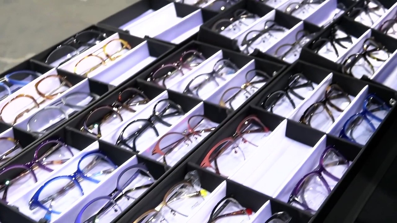 Salman Khan Looks Droolworthy In This Image Eyewear Ad Shoot ❤❤ Take A Look