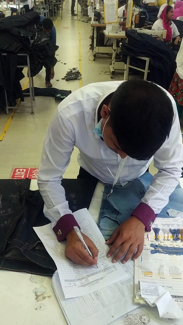 ⁣how to style check in garments