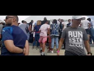 Mort de Bernard Tapie : des supporters venus en masse devant le Vélodrome