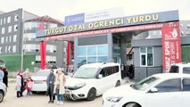 Yurtta kalan üniversite öğrencilerine Kovid-19 aşısı yapılıyor