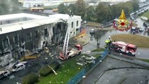 Milano: piccolo aereo precipita su un edificio. Tutte morte le otto persone a bordo