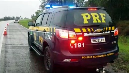 Saída de pista seguida de capotamento deixa 4 feridos na BR-369 sentido à Cascavel