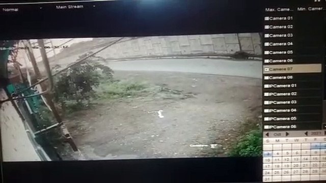 यहां तो इंसानियत ही मर गई...ट्रेलर पलटने के बाद चालक को मरता हुआ छोड़ भागा माइनिंग विभाग का उडऩदस्ता