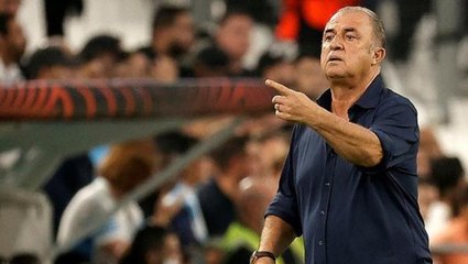 Tartışmaların odağındaki hakemle ilgili gelen soruya Fatih Terim, tek cümleyle yanıt verdi