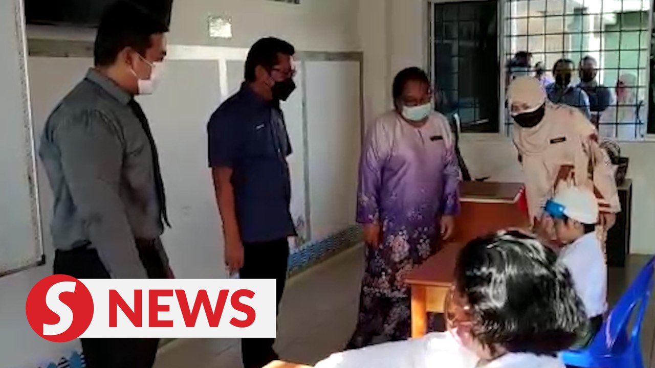 One-off recruitment for teachers at interview stage, says Mohamad