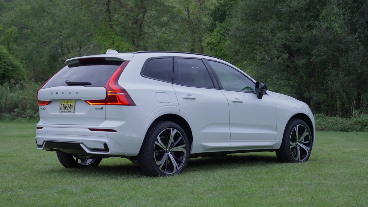 2022 Volvo XC60 highlights