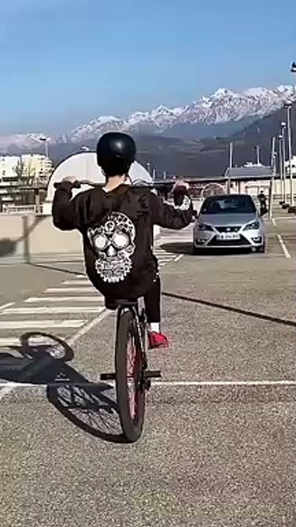 ⁣BMX Riders Tiktok(Cycle Stunt Tiktok videos) Trending Tiktok (Viral Bmx Tiktok videos) (Yusufbmx)