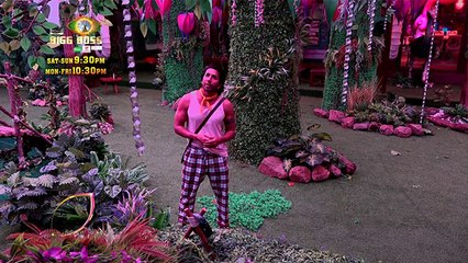 Bigg Boss 15 Promo; Vishaal Kotian has a crush on Vishv Sundari | FilmiBeat