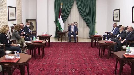 Filistin Devlet Başkanı Abbas, iki bakanın da bulunduğu İsrail heyetiyle görüştü