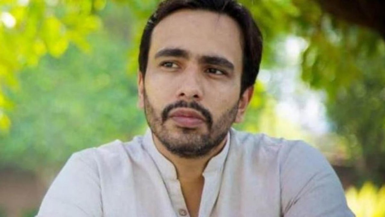 Jayant Choudhary's supporters damaged toll plaza