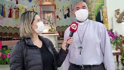 Padre Rezende convida para missas na Catedral; assista