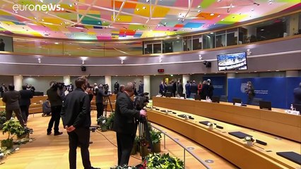 Sulla dirittura finale la discussione fra UE, Ungheria e Polonia