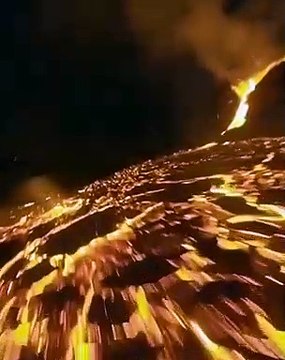 Vol d'un Drone au dessus du volcan Fagradalsfjall en Islande