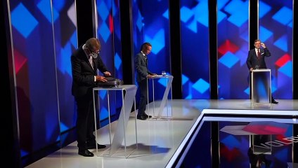 كيف تمكن زعماء العالم وأقطاب السياسة والمال من إخفاء أصولهم المالية؟