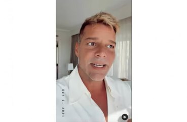 La culpa del cambio en el rostro de Ricky Martin la tiene un suero multivitamínico