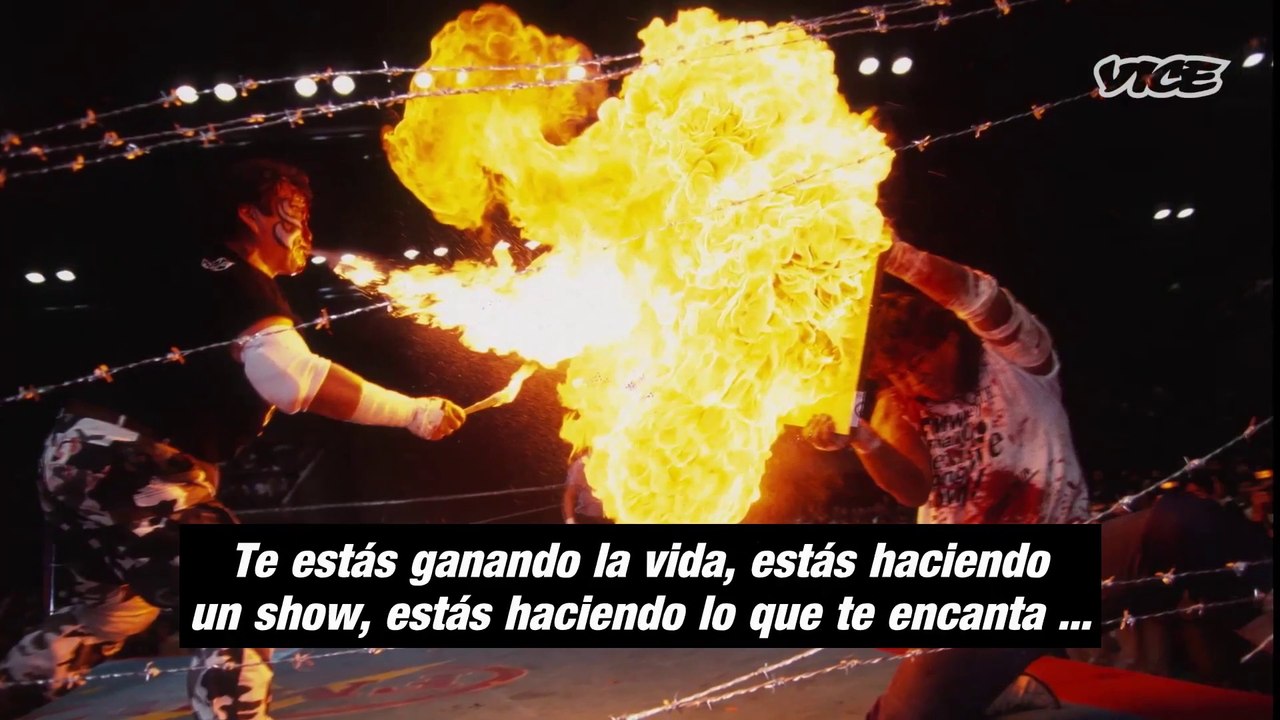 La FMW de Atsushi Onita - Dark Side of The Ring Subtitulado | Sub. Español