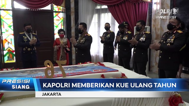 Kapolri Beri Kejutan ke Panglima TNI di HUT TNI ke-76