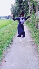 গেরামের মেয়েতো তাই বেশ একটা নাচতে পারে না likeevstiktok