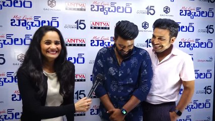 Download Video: Sudigali Sudheer,Getup Srinu Hilarious Fun At Most Eligible Bachelor Wrop Up Party | Oneindia Telugu