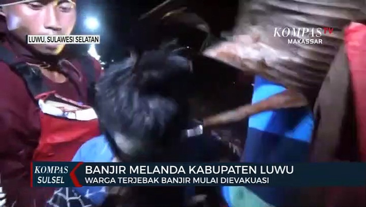 Tim SAR Gabungan Evakuasi Korban Banjir Luwu, Sulawesi Selatan