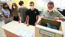 Elezioni, le immagini dello spoglio a Napoli
